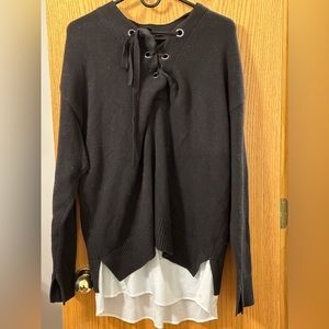 Sweater mixed media black with white tank inside